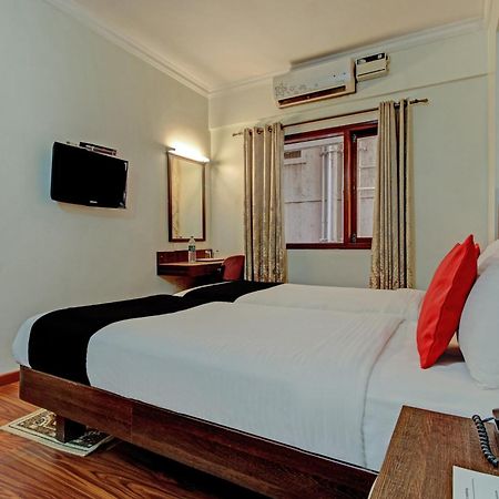 Capital O Sri Krishna Suites Near 7D Voyage Bangalore Exterior foto